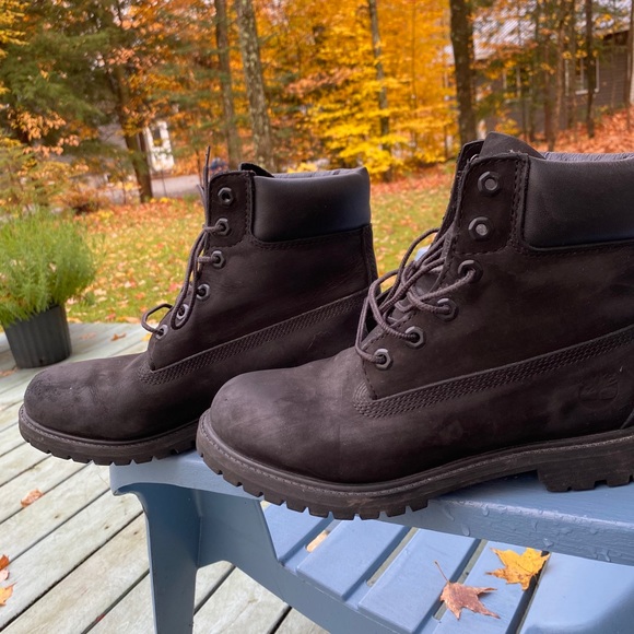 Black Timberlands - Picture 4 of 6